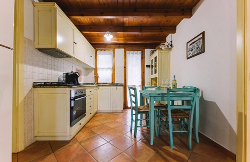 Costa Rei House | Vacation Home Oasi del Relax near the Beach with A/C, Garden, Terrace & BBQ