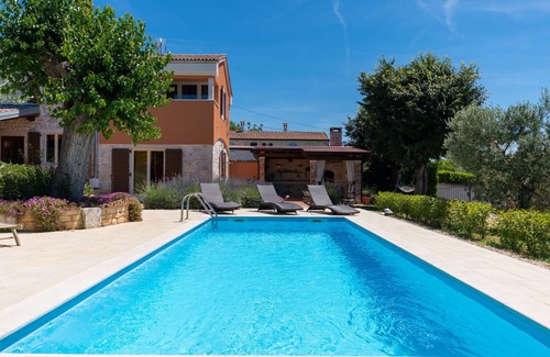 Dracevac House | Vacation home Petra by Interhome