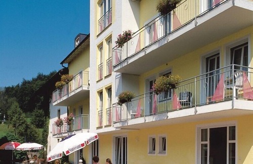 Obernzell Apartment | Vacation home with double bed and sofa bed, terrace