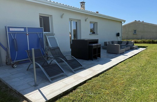Talais House | Vacation home with small swimming pool located 10 min from Soulac