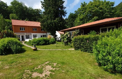 Bad Pyrmont Apartment | Vacation Langer Grund