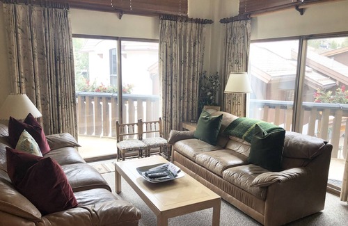 Vail Condo | Vail Village European Charmer-Walk to Gondola, AC, Dog friendly