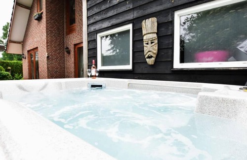 Krachtighuizen House | Vakantiehuis Mon Repos met jacuzzi en sauna