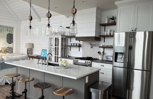 Central Okanagan Cottage | Valencia Vistas | Stunning Views at our Gorgeous Cottage retreat at La Casa