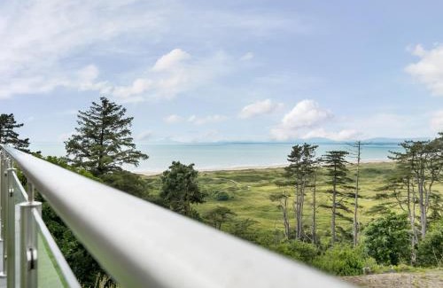 Harlech House | Valerian Lodge
