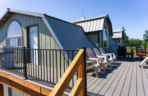 Woodburn House | Valle Verde Barn Loft: Rest and Relax on the Farm