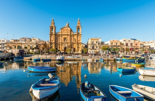 Madliena Apartment | Valletta 2BR 2BA Duplex Apartment With a Patio