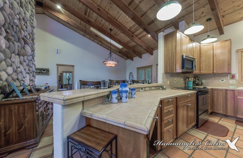Ruidoso House | Valley View! Breathtaking views in a modernized southwestern home!