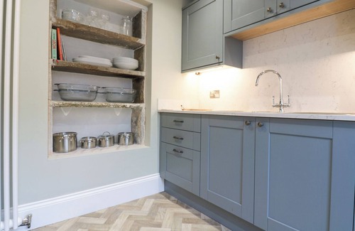West Witton Cottage | VALLEY VIEW, pet friendly, character holiday cottage in West Witton