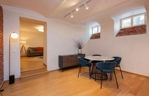 Old Town Apartment | Vallikraavi street Apartment with sauna