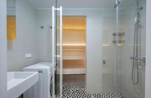 Old Town Apartment | Vallikraavi street Apartment with sauna