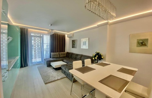 Constanta Apartment | Valy Apartments Summerland