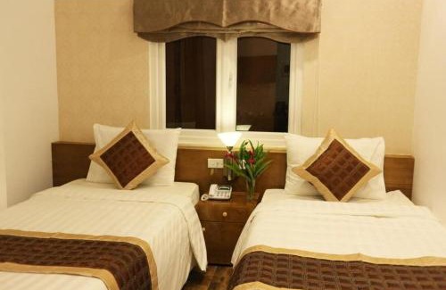 Vang Vieng Hotel | Vang Vieng Golden Lotus Hotel