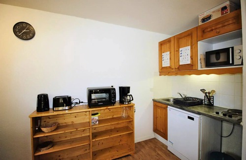 Villarodin-Bourget Apartment | Vanoise Chalets - Chalets de la Vanoise-CV3302