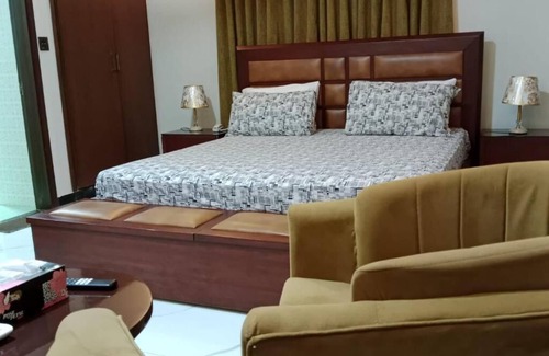 Clifton House | Varano Guest House