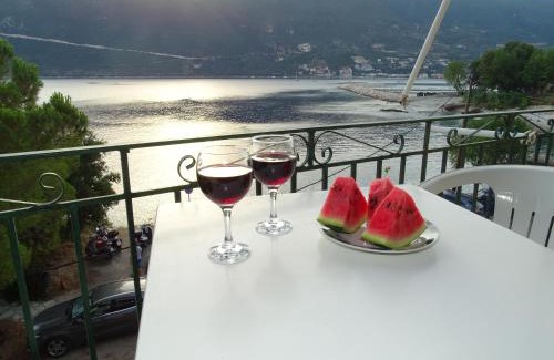 Vassiliki Apartment | VASILIKI ROYAL STOUDIOS