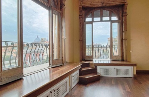 Vatican Apartment | Vatican Luxury View Apartment
