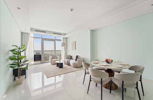 Downtown Dubai Apartment | VayK - Spacious 2BR Inside Hotel with Full Amenities and Restaurants
