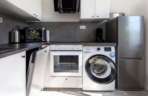 Vogelheim Apartment | # VAZ Apartments E01 | Kitchen | Free WiFi | Netflix