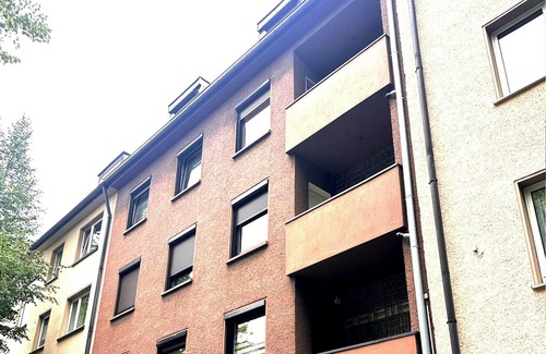 Vogelheim Apartment | # VAZ Apartments E01 | Kitchen | Free WiFi | Netflix