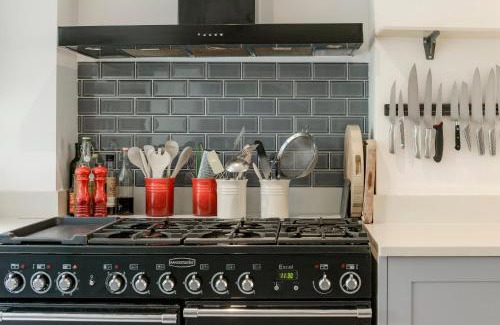 Highbury House | Veeve - Family Townhouse