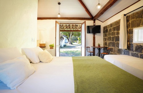 Ilhabela Hotel | VELINN Pousada Bromélias
