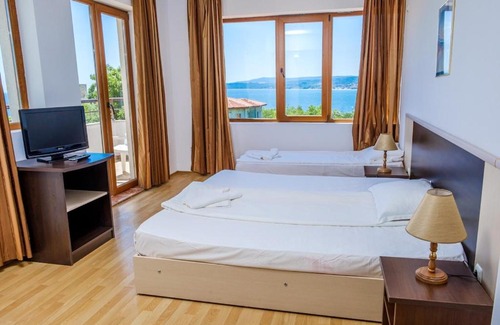 Byala Hotel | Vemara Club Hotel and Villas - Free parking and Free Beach Access