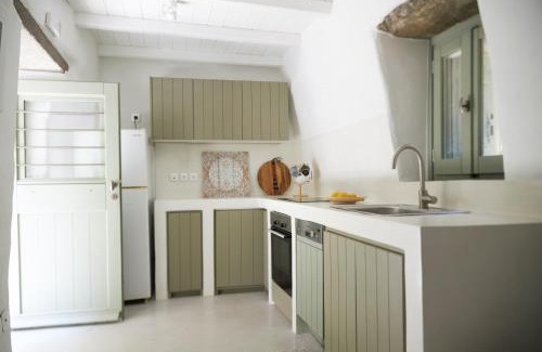 Kea House | Venetian Watermill in Kea
