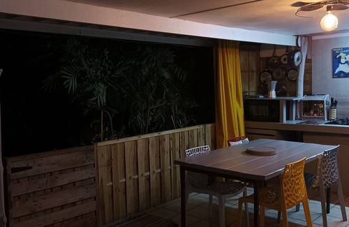 Nu'urua Apartment | Venez vous ressourcer à " le temps d'une île", profitez des couchers de soleil.