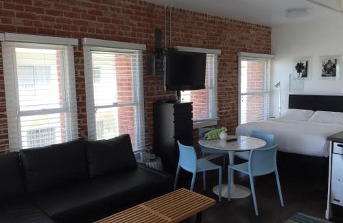 Venice Hotel | Venice Breeze Suites