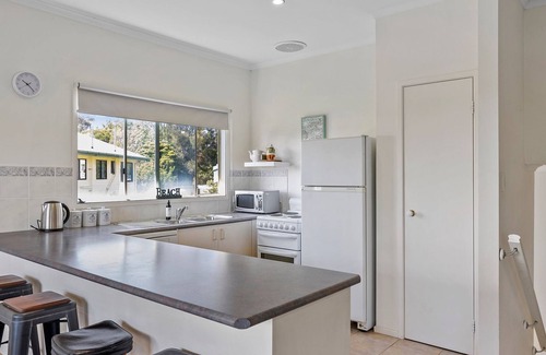 Ventnor House | Ventnor Beach House - Pet Friendly