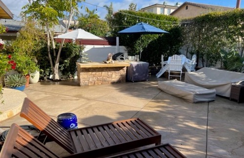 Pierpont Bay House | Ventura Beach Bungalow