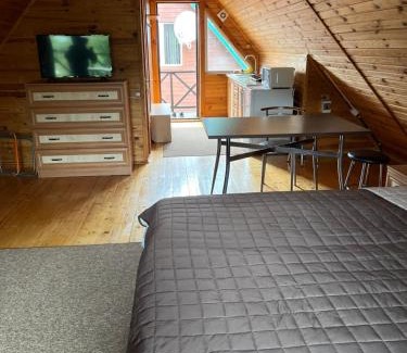 Mykulychyn Cabin | Veranda