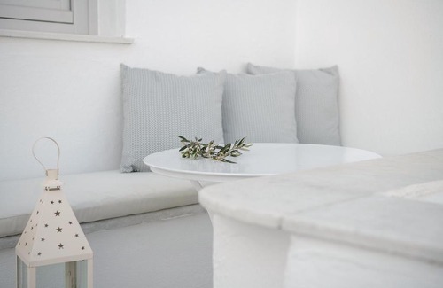Imerovigli Apartment | Veranda View