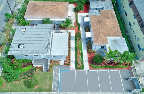 Highland Garden Apartment | Verdi: Casita Near Beach & Gym Access