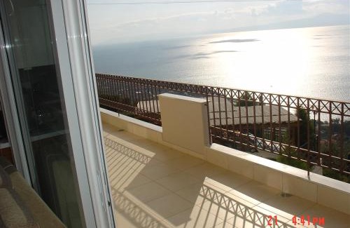 Diasella Apartment | Verga first floor apartment