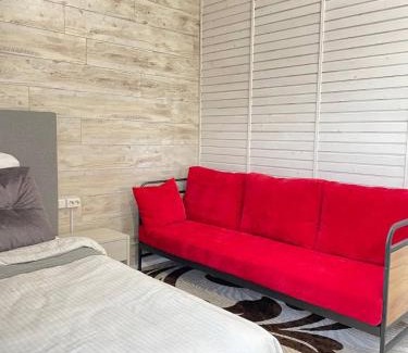 Sataniv House | Veronika
