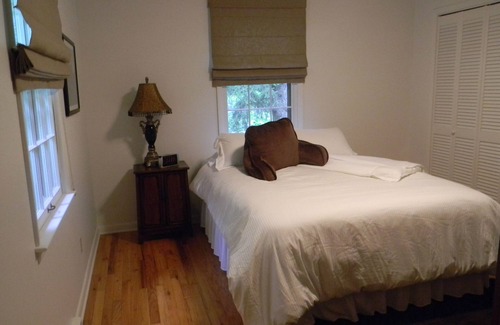 Gambier House | Very clean, comfortable home within walking distance of beautiful Kenyon College