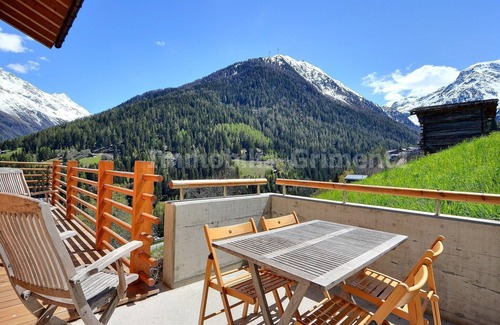 Grimentz Ski Chalet | Very comfortable chalet on 3 levels for 8 people, living room with fireplace, kitchen area with dish
