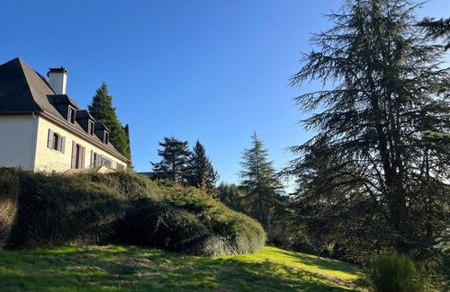 Ussel Villa | Very large renovated character house
