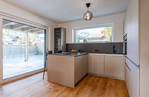 Niedernsill Apartment | Very luxurious and spacious flat, in quiet street