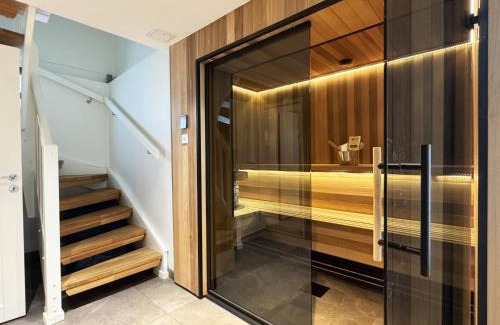 Molndal House | Very nice basement apartment in Molndal outside of Gothenburg