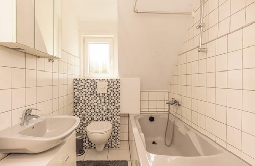 Kreuztal House | Very nice, bright, large apartment