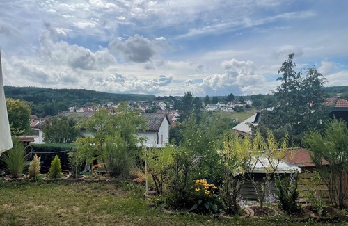 Wehrheim Apartment | Very quiet and spacious vacation apartment with wood-burning stove near Frankfurt/M
