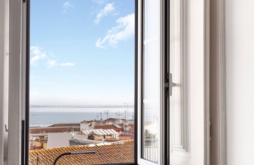 Santo Estevao Apartment | Very quiet and sunny with stunning views over Alfama roofs and Tagus river