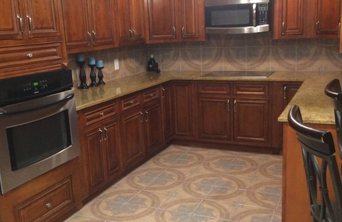 Cleveland House | Very Spacious Home Sleeps up to 16 with in-ground swimming pool