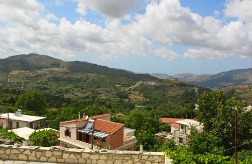 Patsos House | Vgorada, Cretan house in Νature