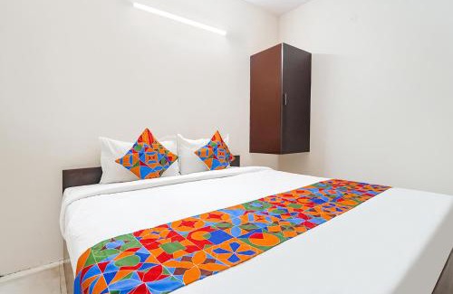 Valasaravakkam Hotel | Via Epic Residency - Nr SRM University, Ramapuram