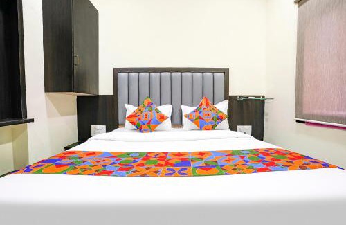 Wellington Pier Hotel | Via Gulshan Grand - Nr Gateway of India