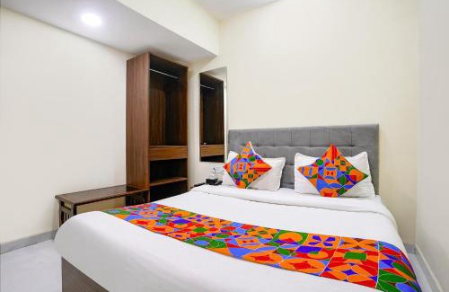 Andheri West Hotel | Via Lexus 5 - Nr Janki devi High School